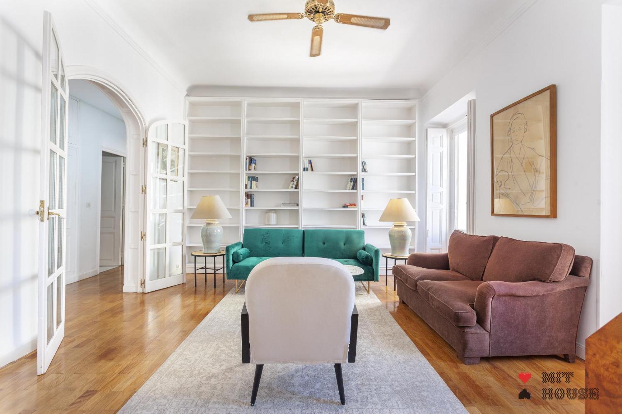 Apartment Paseo Del Prado Ii En *